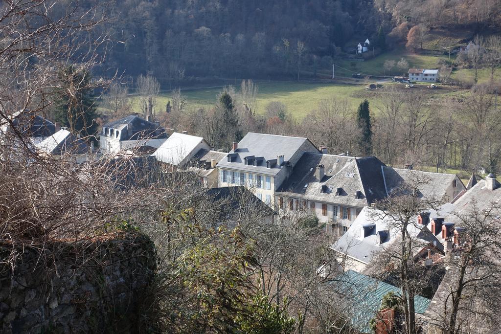Residence Crone Castillon-en-Couserans ภายนอก รูปภาพ