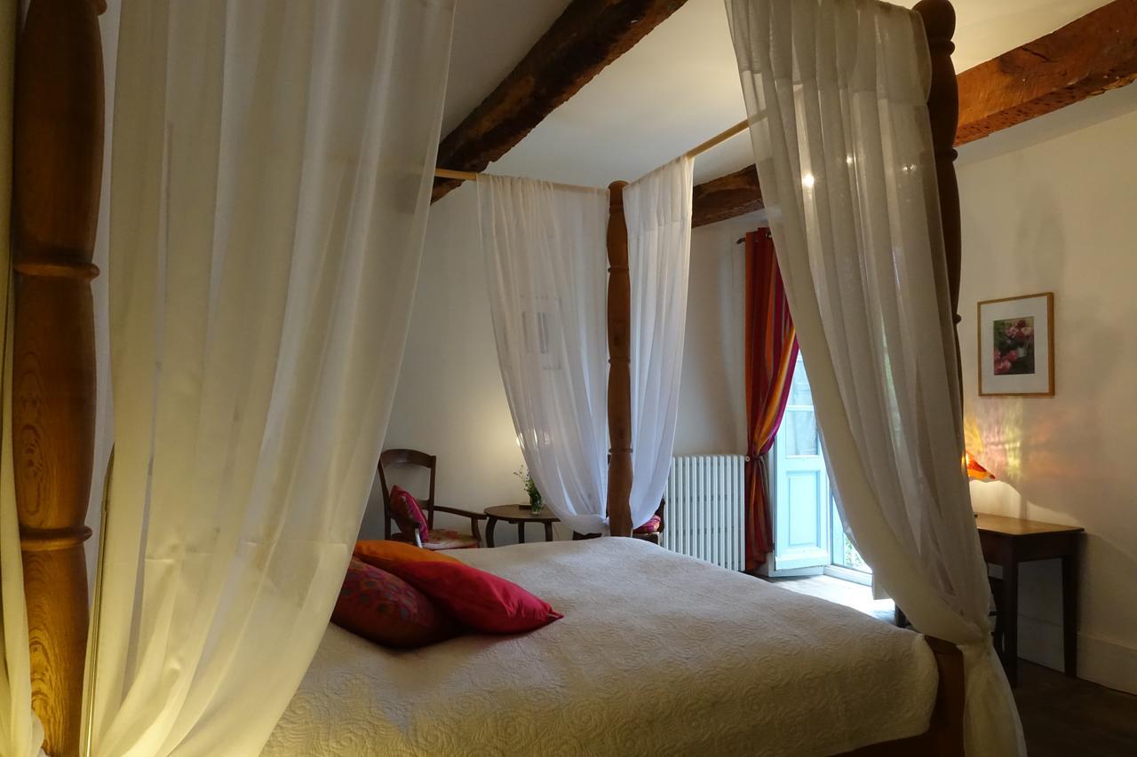 Residence Crone Castillon-en-Couserans ภายนอก รูปภาพ