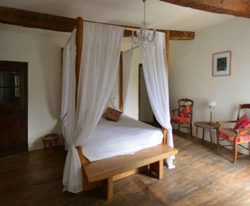 Residence Crone Castillon-en-Couserans ภายนอก รูปภาพ